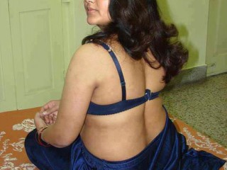 bangladeshi-housewife-nude-photo